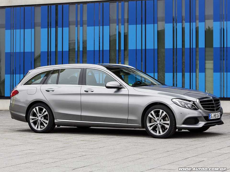 Mercedes-BenzClasse C Estate 2015 - ngulo frontal