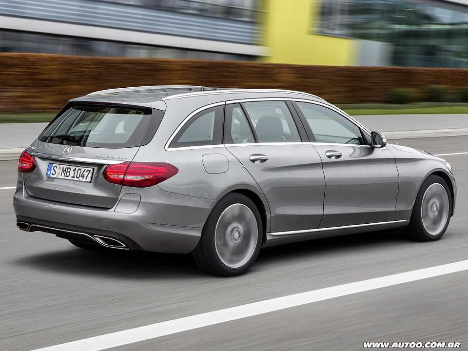 Mercedes-BenzClasse C Estate 2015 - ngulo traseiro