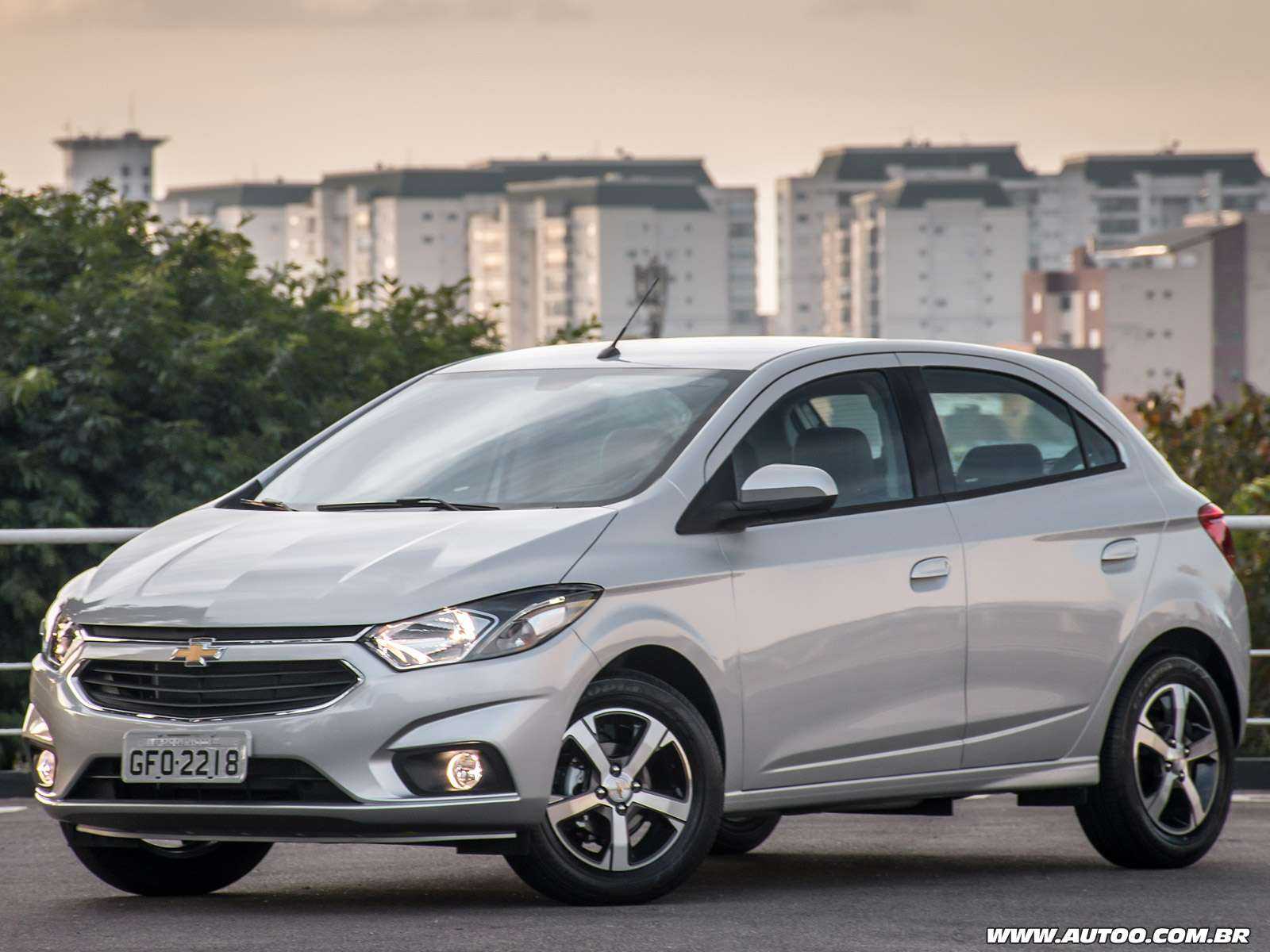 Шевроле оних. Chevrolet Onix 2019. Onyx Chevrolet. Chevrolet Prisma 2019. Chevrolet Prisma 2021.