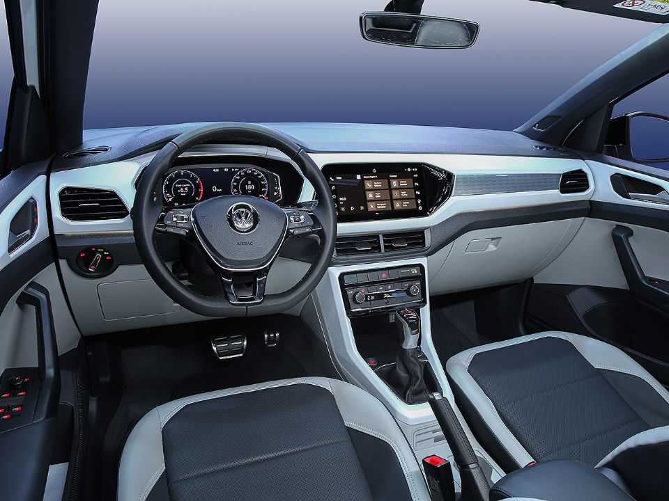 Flagra do VW TCross 2024 na Europa antecipa novidades para o SUV AUTOO