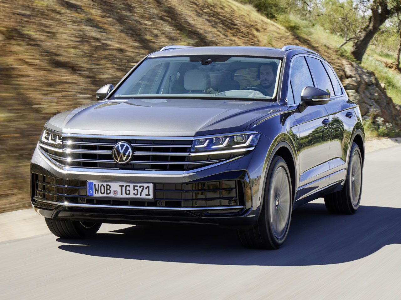 Galeria de fotos Volkswagen revela o SUV Touareg 2024 com festival de