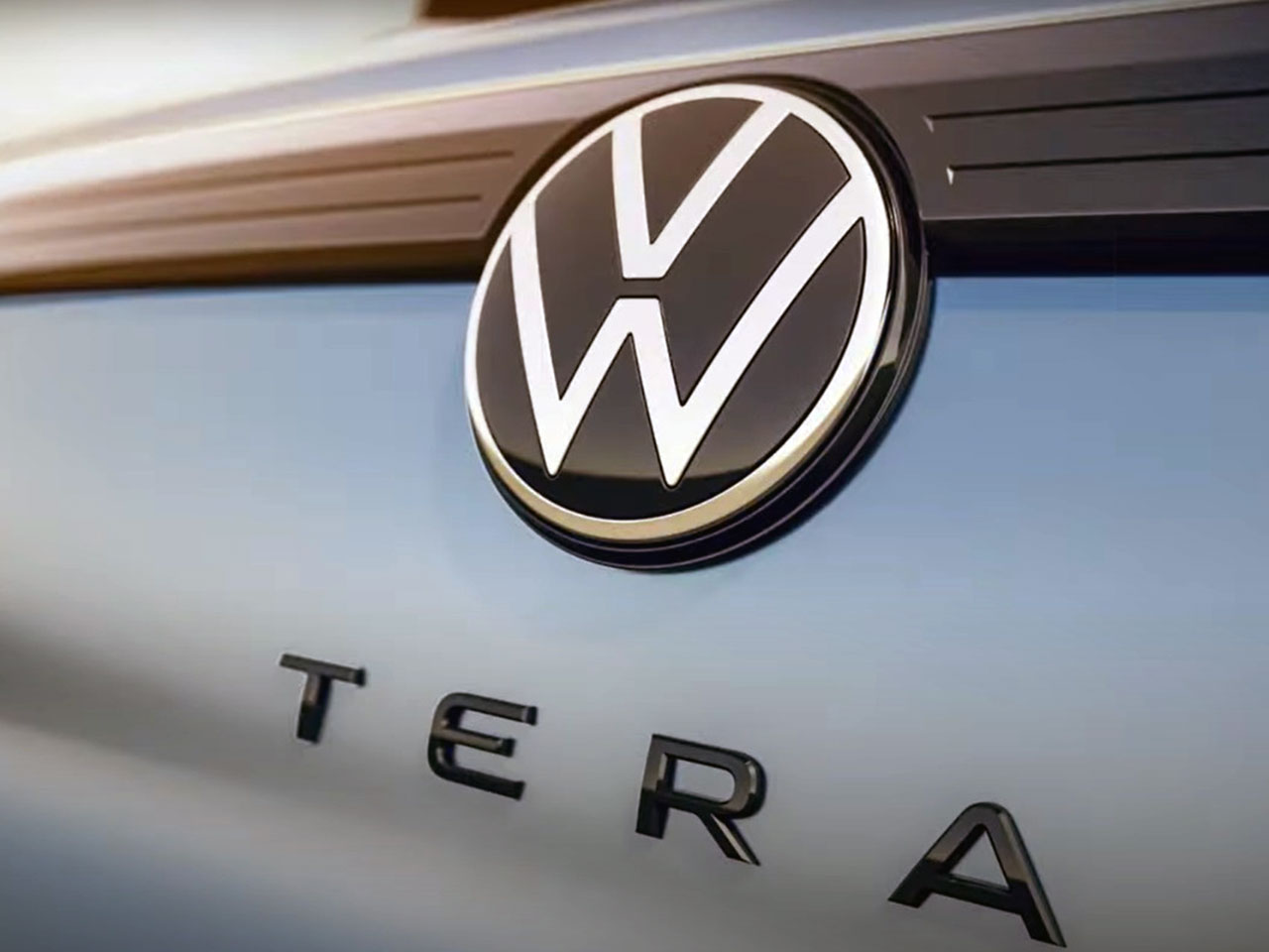 Emblema com o nome do novo Volkswagen Tera