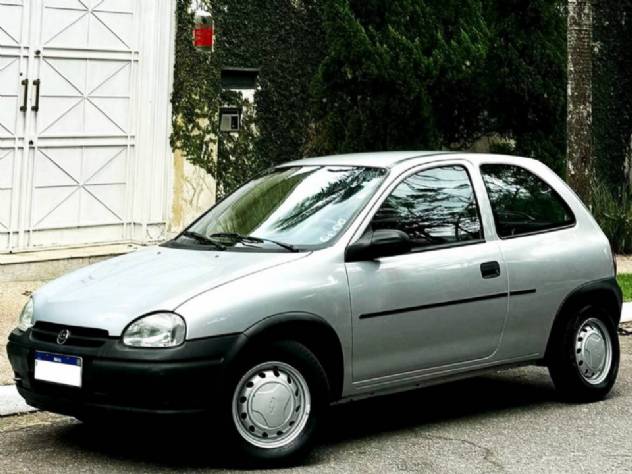 Chevrolet Corsa Wind 99  venda rodou pouco e brilha como novo; veja preo