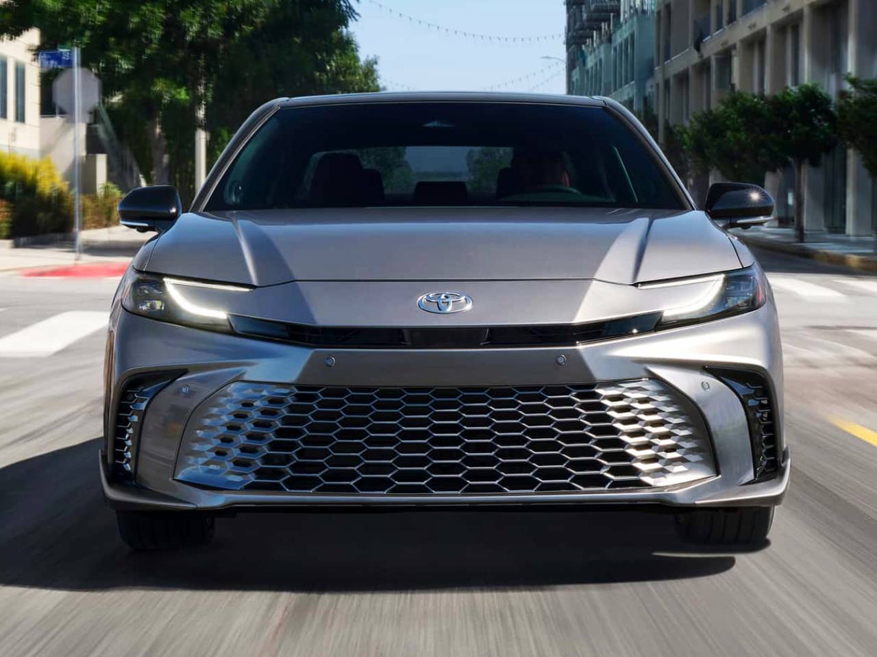 Toyota Camry 2025