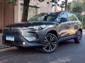 Toyota Corolla Cross 2025: SUV corrigiu defeitos para encarar chineses