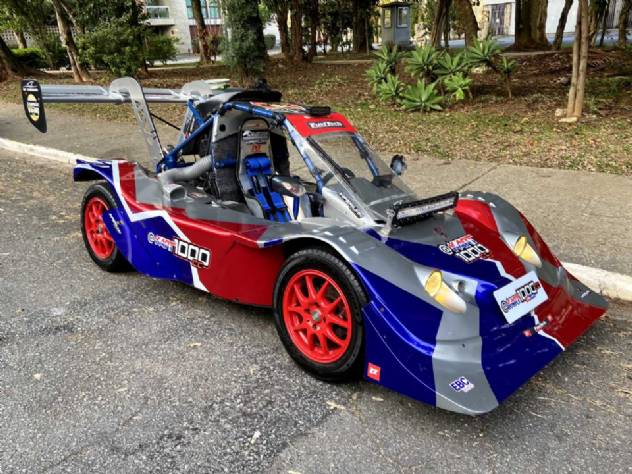 Kart 1000: projeto insano com motor de moto acelera at os 13 mil rpm; veja vdeo
