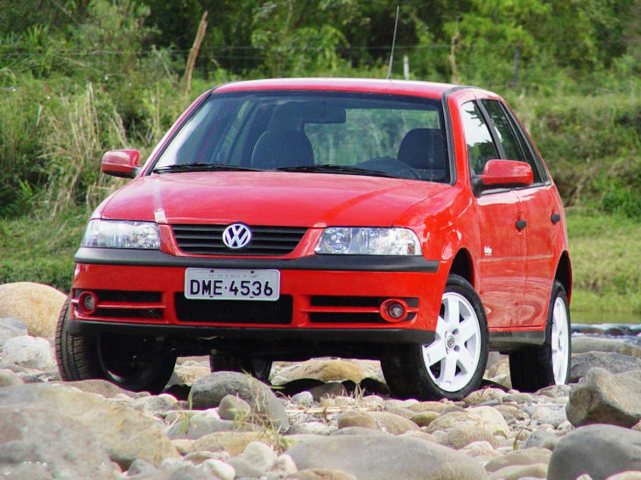 VW Gol Rallye faz parte dos 5 usados que custam uma moto Honda Bros 160 ...