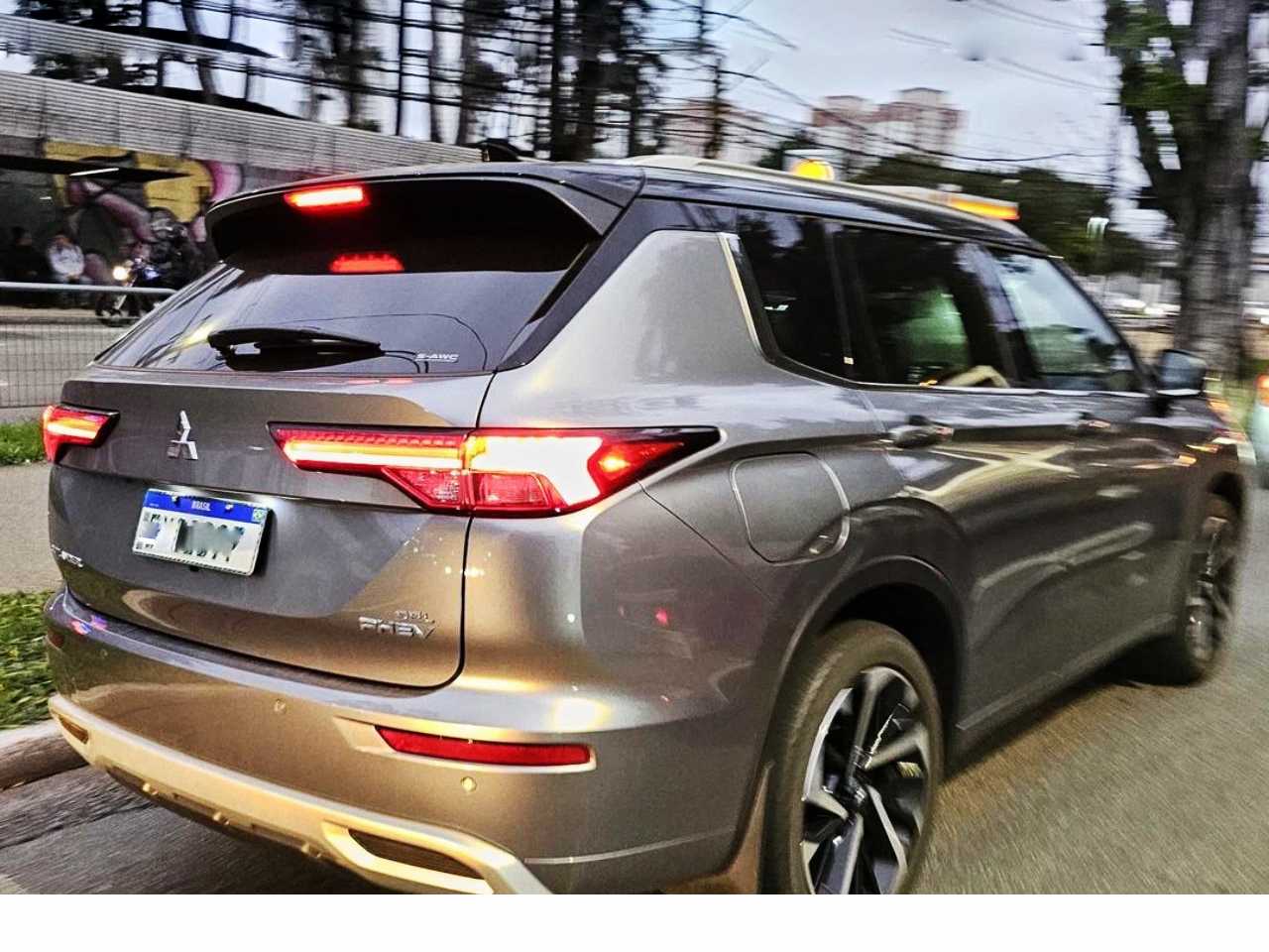 Mitsubishi Outlander hbrido plug-in