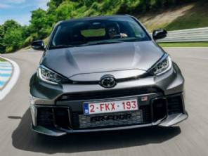 Toyota se anima e vai trazer o esportivo Yaris GR ao Brasil no ano que vem