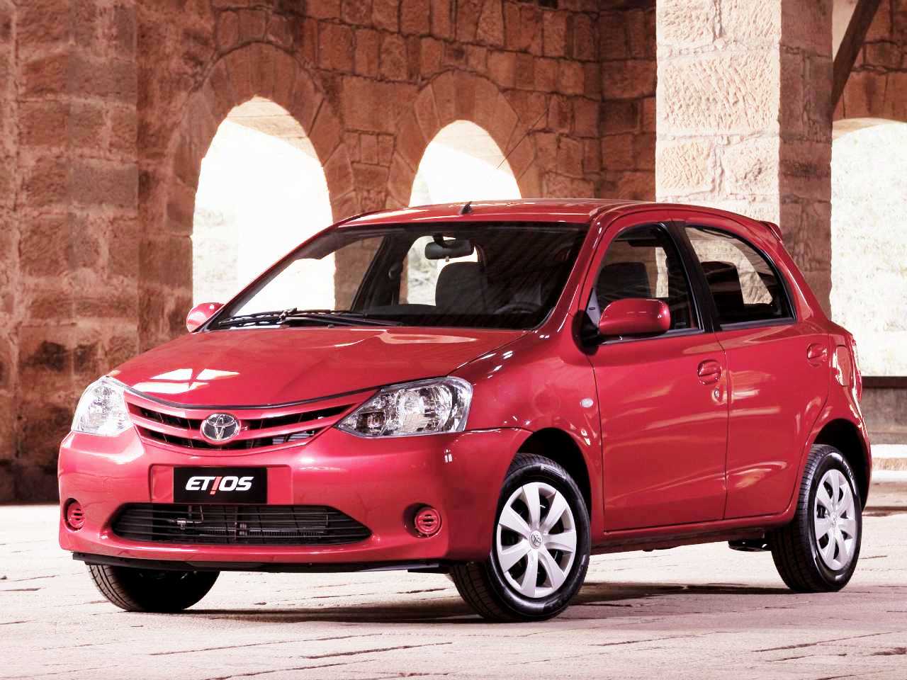 Toyota Etios X 1.3