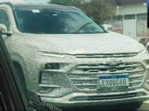 Flagra! Novo Chevrolet Tracker  visto camuflado, mas mostra a cara da Montana