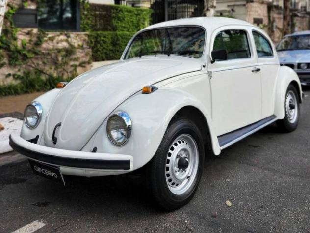 VW Fusca 1984 com menos de 32 mil km brilha como novo e entra para venda