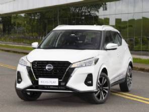 Nissan Kicks Play e outros 4 carros que conviveram com as novas geraes